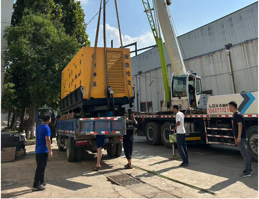 郑州aoa登入官方平台·(中国)官方网站泵业随蓝天救援队去往河北省涿州市